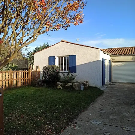 Дом отдыха Maison De Ile D'oleron 2 Сен-Пьер-д'Олерон